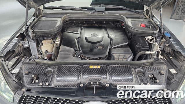 Mercedes-Benz GLE-Class 2021 — ფოტო 6/20