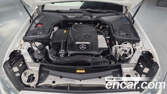 Mercedes-Benz E-Class 2021 — Şəkil 6/20