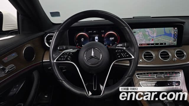 Mercedes-Benz E-Class 2021 — Şəkil 14/20