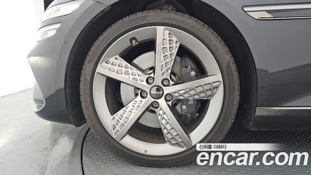 Genesis Electrified G80 2024 — ფოტო 5/20