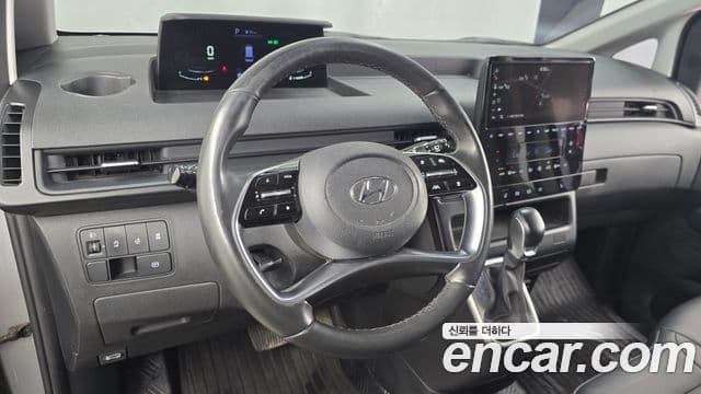 Hyundai Staria 2022 — ფოტო 12/20