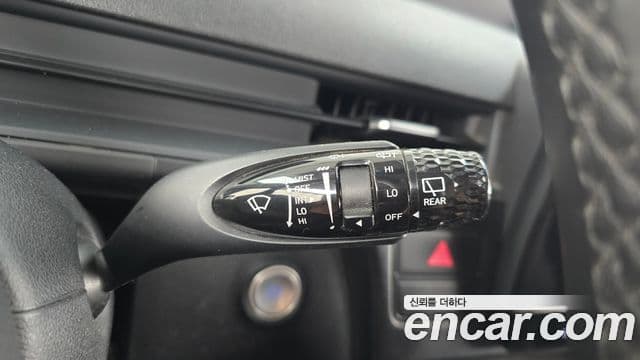 Hyundai Staria 2022 — ფოტო 19/20