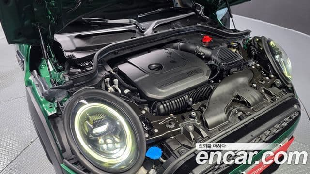 Mini Cooper S 2021 — ფოტო 6/20