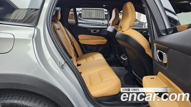 Volvo V60 Cross Country 2024 — ფოტო 12/20