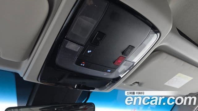 Hyundai Staria 2022 — Фото 19/20