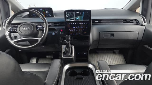 Hyundai Staria 2022 — Şəkil 25/30