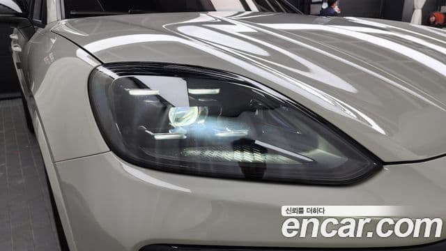 Porsche Cayenne 2024 — Şəkil 33/35