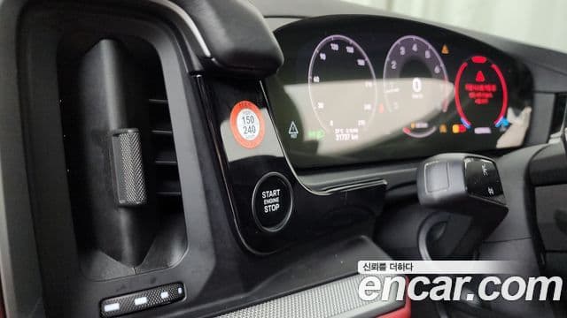 Porsche Cayenne 2024 — Şəkil 14/35