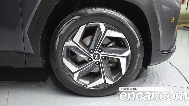 Hyundai Tucson Hybrid 2022 — ფოტო 27/33