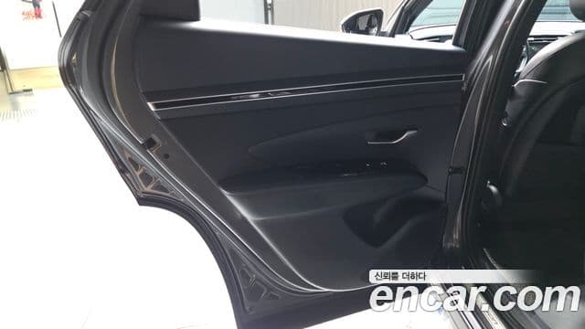 Hyundai Tucson Hybrid 2022 — ფოტო 23/33