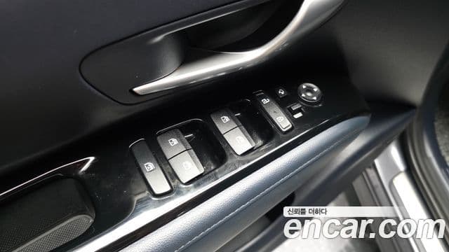 Hyundai Tucson Hybrid 2022 — ფოტო 29/33