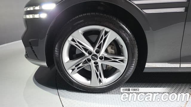 Genesis G90 2022 — ფოტო 5/20