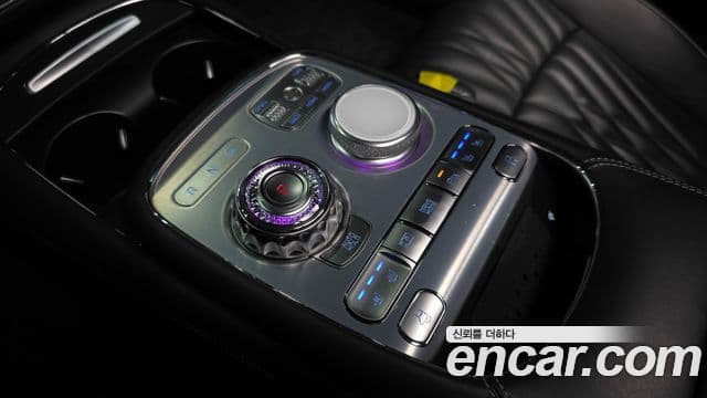 Genesis G90 2022 — ფოტო 9/20