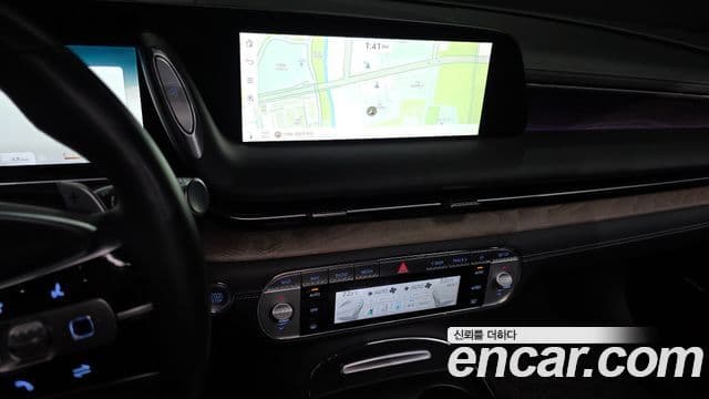 Genesis G90 2022 — ფოტო 14/20