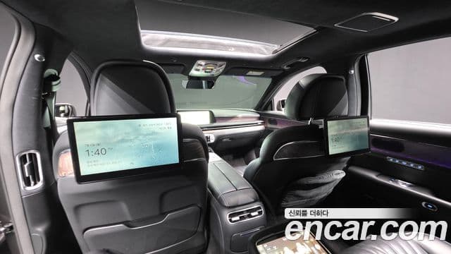 Genesis G90 2022 — ფოტო 18/20
