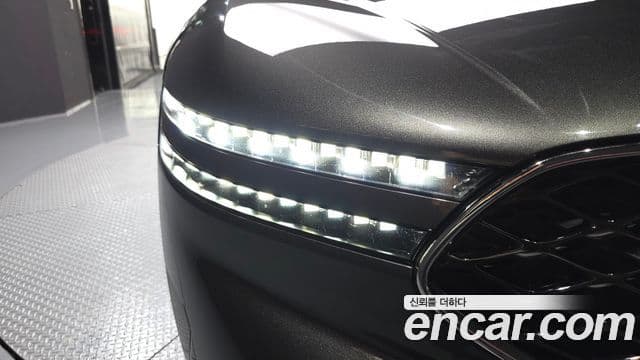 Genesis G90 2022 — Photo 38/38