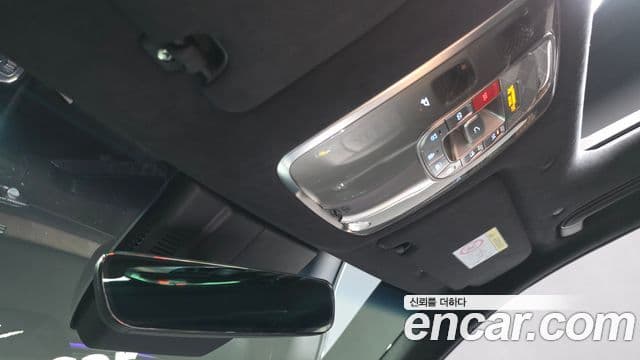 Genesis G90 2022 — Photo 12/38