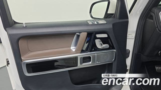 Mercedes-Benz G-Class 2021 — Photo 6/34