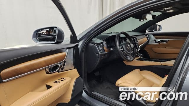 Volvo S90 2019 — Şəkil 10/20