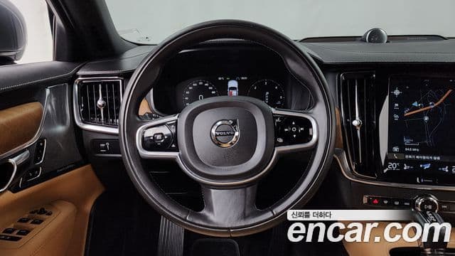 Volvo S90 2019 — Şəkil 13/20