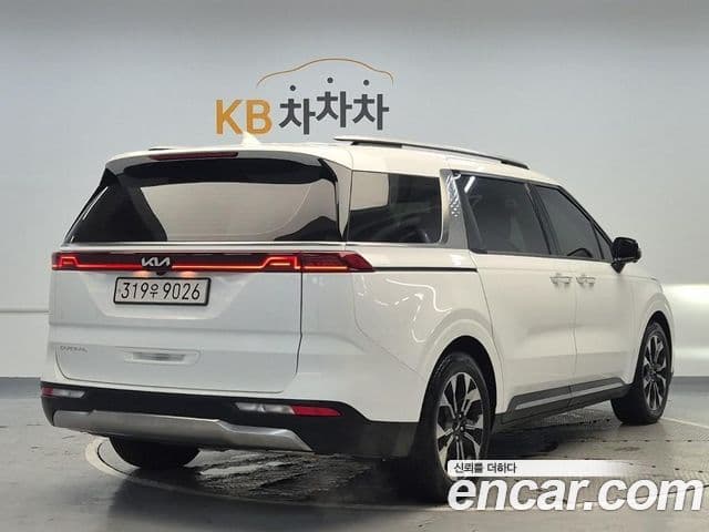 Kia Carnival 2022 — Şəkil 2/19