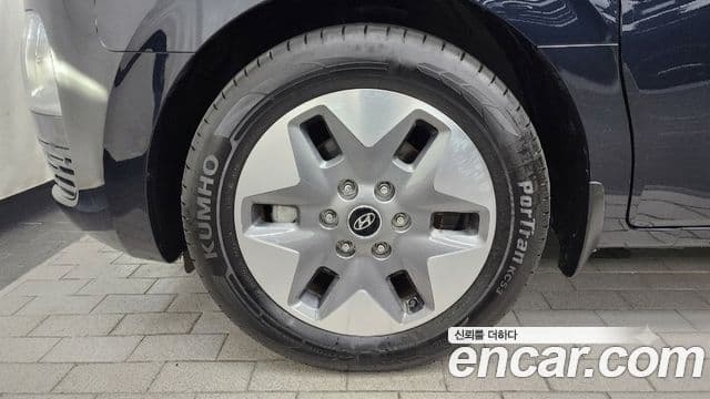 Hyundai Staria 2023 — Şəkil 4/20