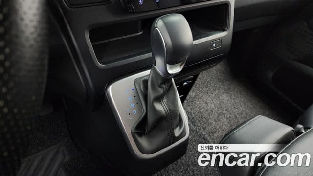 Hyundai Staria 2023 — Şəkil 7/20