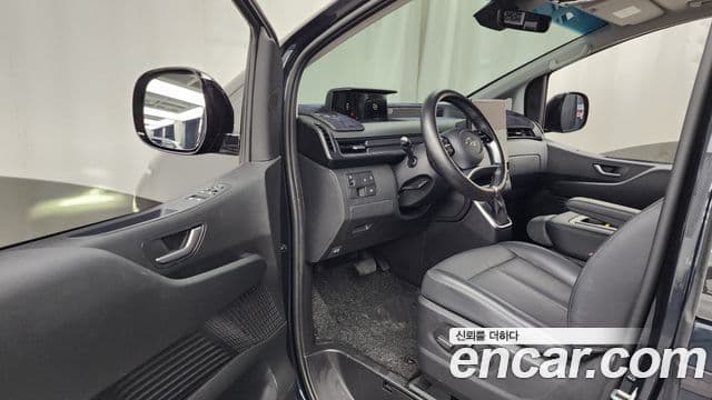 Hyundai Staria 2023 — Şəkil 8/20