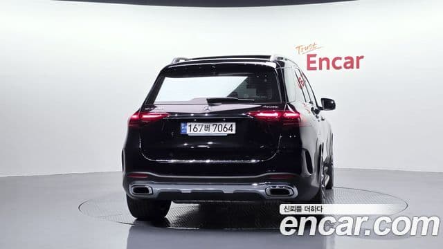 Mercedes-Benz GLE-Class 2023 — ფოტო 4/20