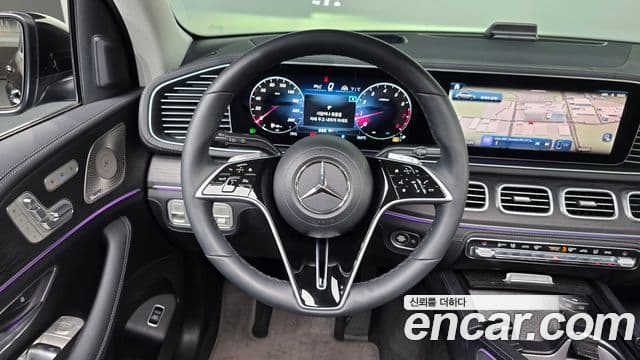 Mercedes-Benz GLE-Class 2023 — ფოტო 13/20