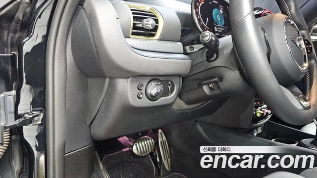 Mini Cooper S Clubman 2023 — Photo 14/35