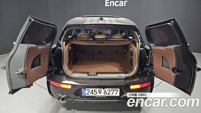 Mini Cooper S Clubman 2023 — Photo 19/35