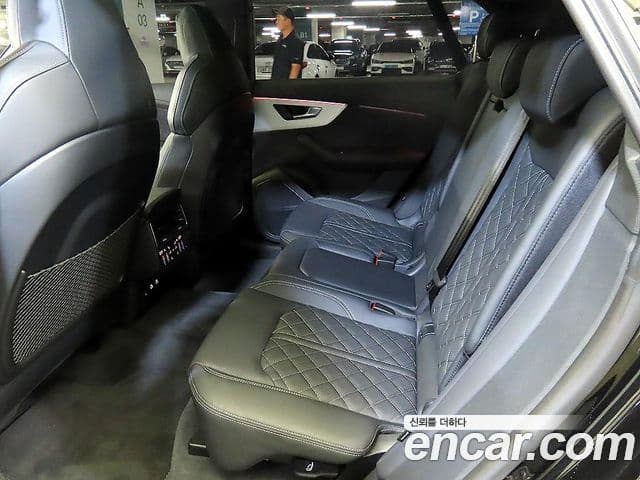Audi Q7 2026 — Şəkil 6/20