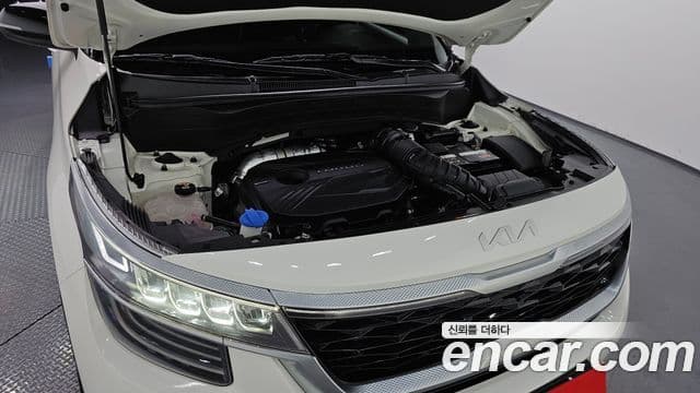 Kia Seltos 2022 — Şəkil 6/20