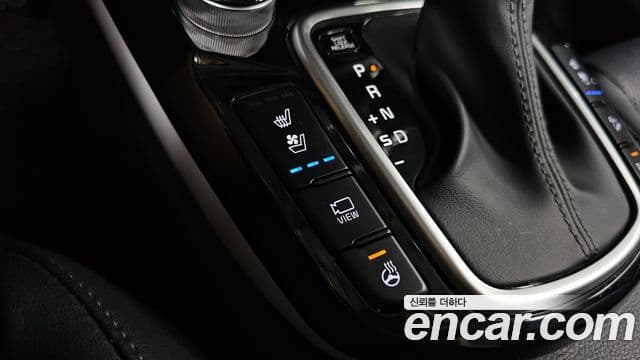 Kia Seltos 2022 — Şəkil 18/20
