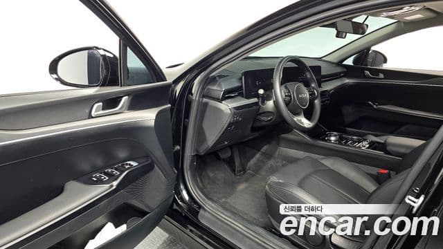 Kia K5 2024 — фото 10 из 20