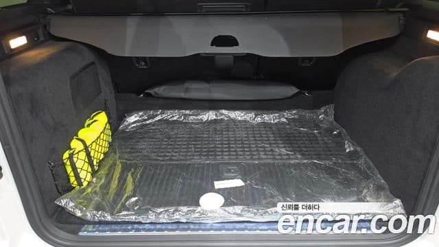 Mercedes-Benz G-Class 2021 — ფოტო 18/20