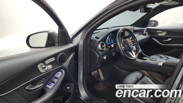 Mercedes-Benz GLC-Class 2020 — Şəkil 10/20