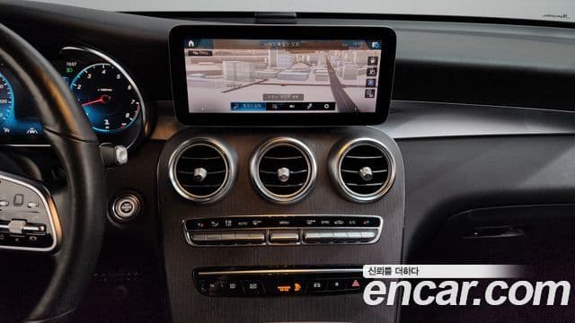 Mercedes-Benz GLC-Class 2020 — Şəkil 12/20