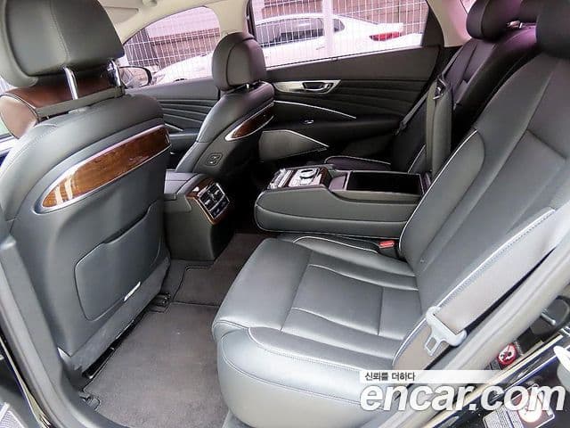 Kia The K9 2018 — ფოტო 7/20