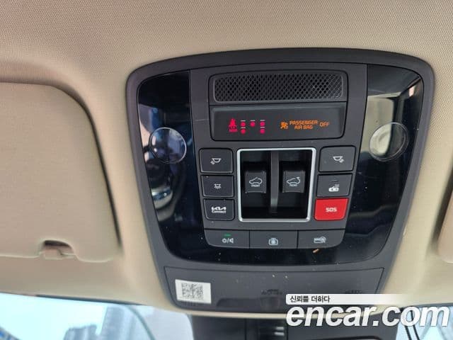 Kia Carnival 2023 — Şəkil 16/20