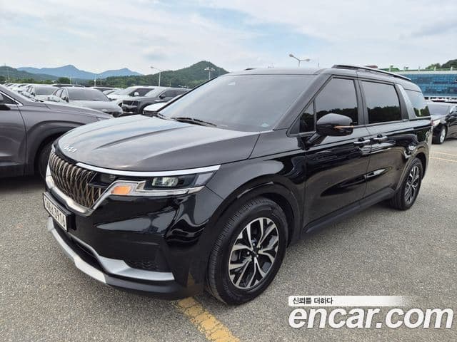 Kia Carnival 2022 — Фото 2/20