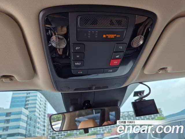Kia Carnival 2022 — Фото 18/20