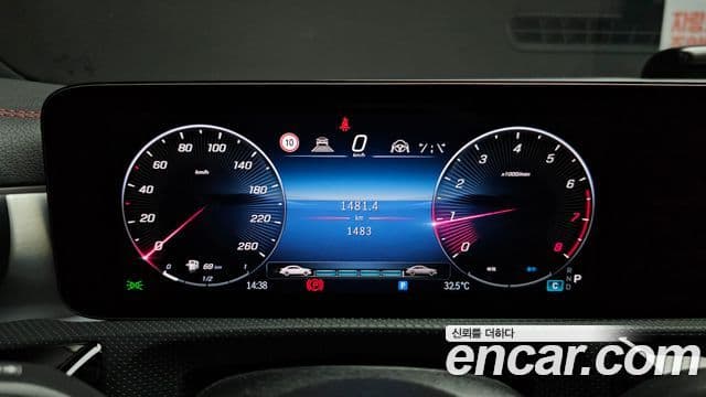 Mercedes-Benz CLA-Class 2024 — ფოტო 8/20