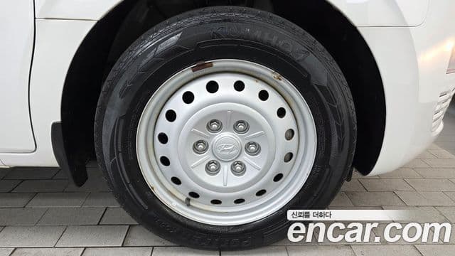 Hyundai Staria 2022 — Photo 5/31