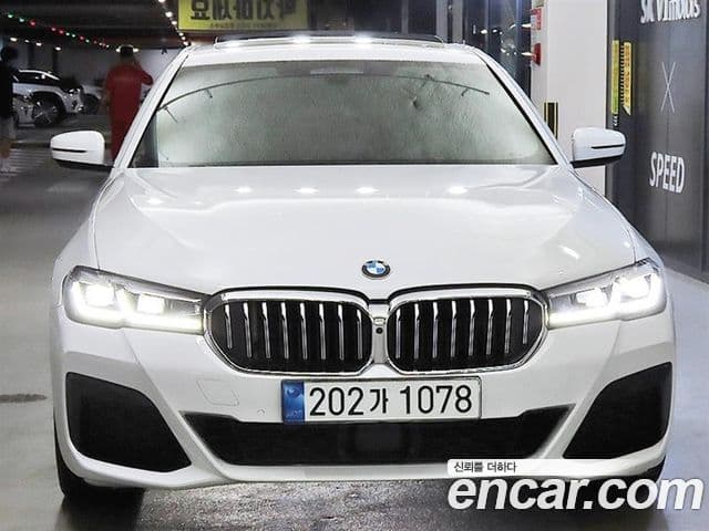 BMW 5 Series 2021 — Şəkil 1/20