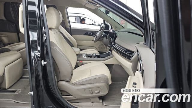 Kia Carnival 2024 — ფოტო 11/20