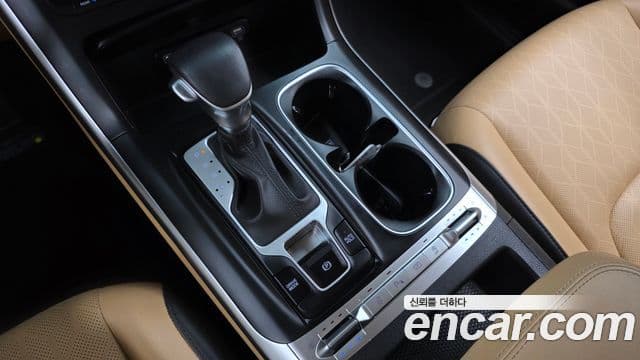 Kia Carnival 2022 — ფოტო 9/20