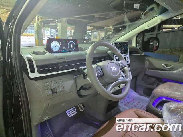 Hyundai Staria 2024 — Şəkil 11/15