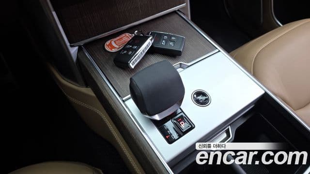 Land Rover Range Rover 2025 — Şəkil 12/45